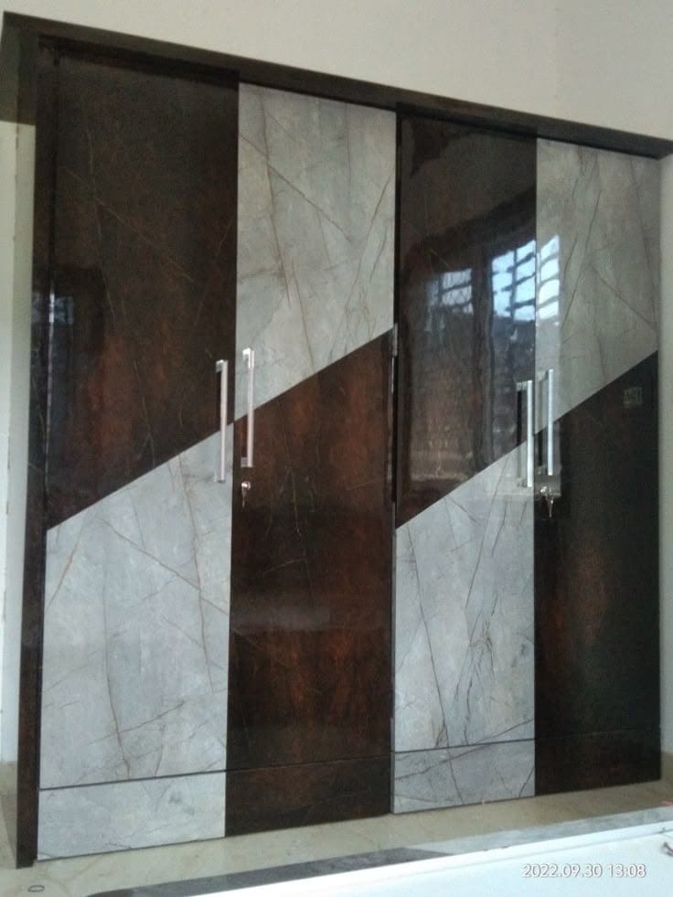 Wood & Gloss Dressing Cupboard